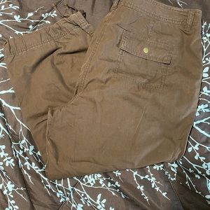 Size 14 Van Heusen Capri
